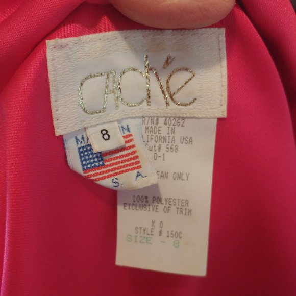 Show-Stopping and Satiny Smooth! - Picture 15 of 15